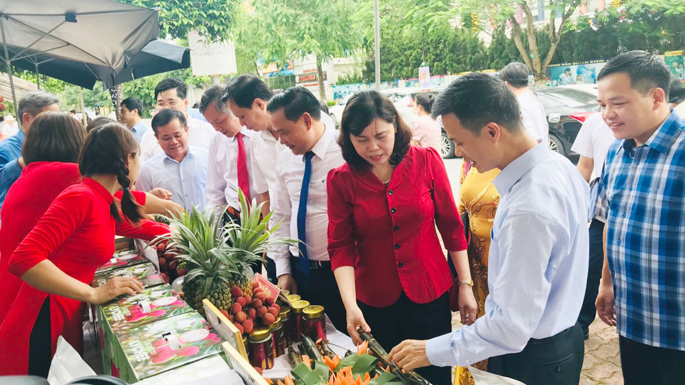 Bắc Giang có 30 mặt hàng tham gia “Chợ phiên sản phẩm nông nghiệp tiêu biểu, sản phẩm OCOP”